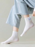 5pcs Women Simple Smile Face White Short Socks, Comfortable Sports Socks Suitable For All Seasons, Breathable, Odor Resistant, Elastic & Soft, Solid Color, Casual Wear, Yoga, Daily & Holiday Wear - Image 3